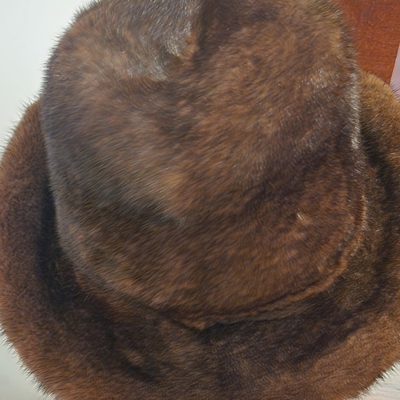 Mink hat - Picture 3 of 4